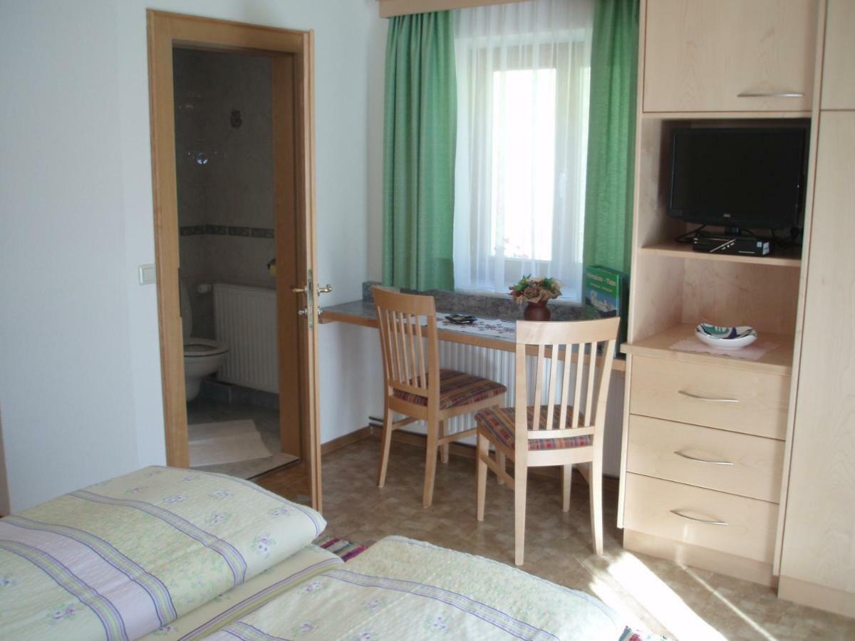 Gaestehaus Lanzinger Liesing Exteriör bild